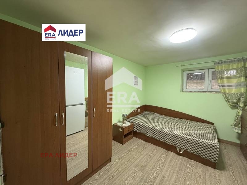 Продава КЪЩА, гр. Русе, Дружба 2, снимка 9 - Къщи - 55041000