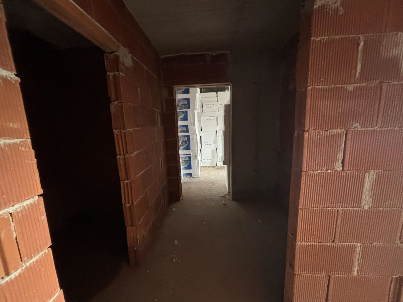 Продава 3-СТАЕН, гр. София, Дървеница, снимка 2 - Апартаменти - 53690594