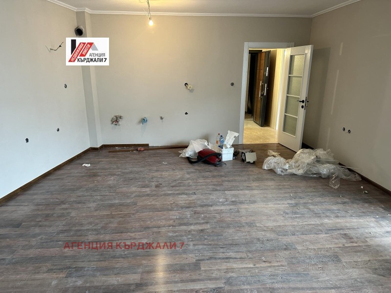 In vendita  1 camera da letto Kardgali , Vazrogdentsi , 89 mq | 38596375