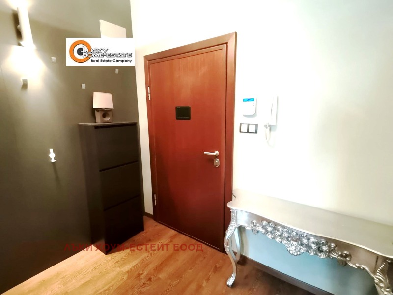 Till salu  1 sovrum Sofia , Centar , 73 kvm | 15435329 - bild [12]