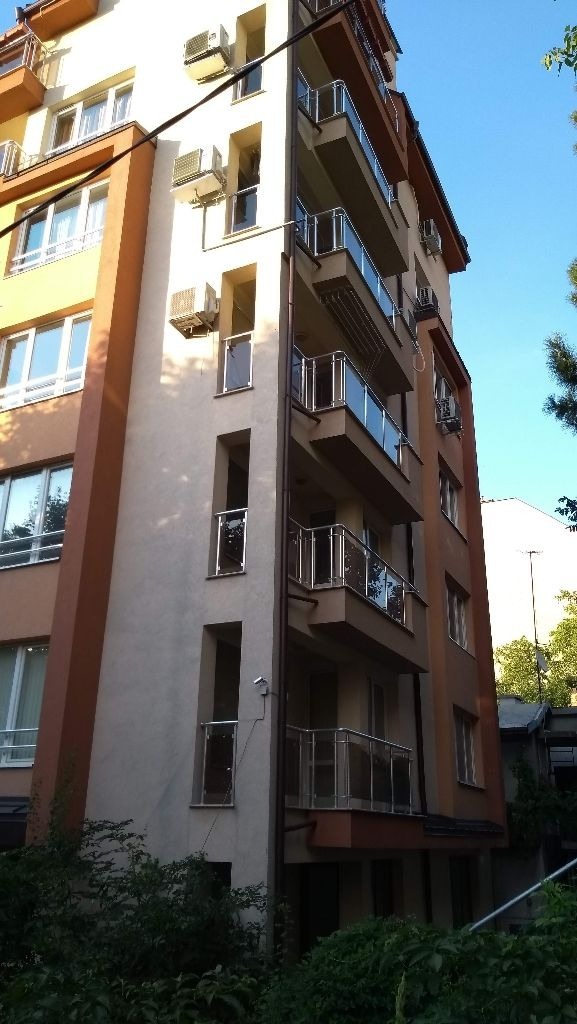 Продава МНОГОСТАЕН, гр. София, Център, снимка 16 - Апартаменти - 54175146