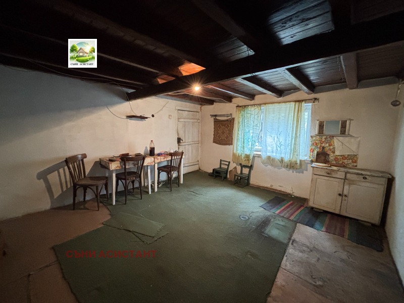 Продава КЪЩА, с. Средно градище, област Стара Загора, снимка 14 - Къщи - 52707235