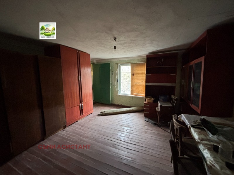 Продава КЪЩА, с. Средно градище, област Стара Загора, снимка 9 - Къщи - 52707235