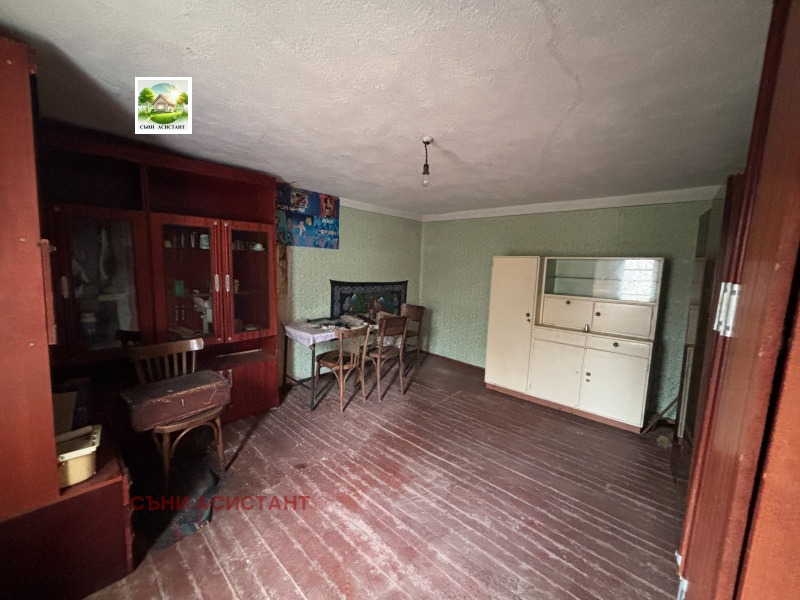 Продава КЪЩА, с. Средно градище, област Стара Загора, снимка 8 - Къщи - 52707235