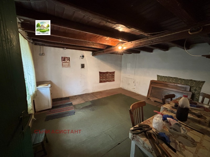 Продава КЪЩА, с. Средно градище, област Стара Загора, снимка 13 - Къщи - 52707235