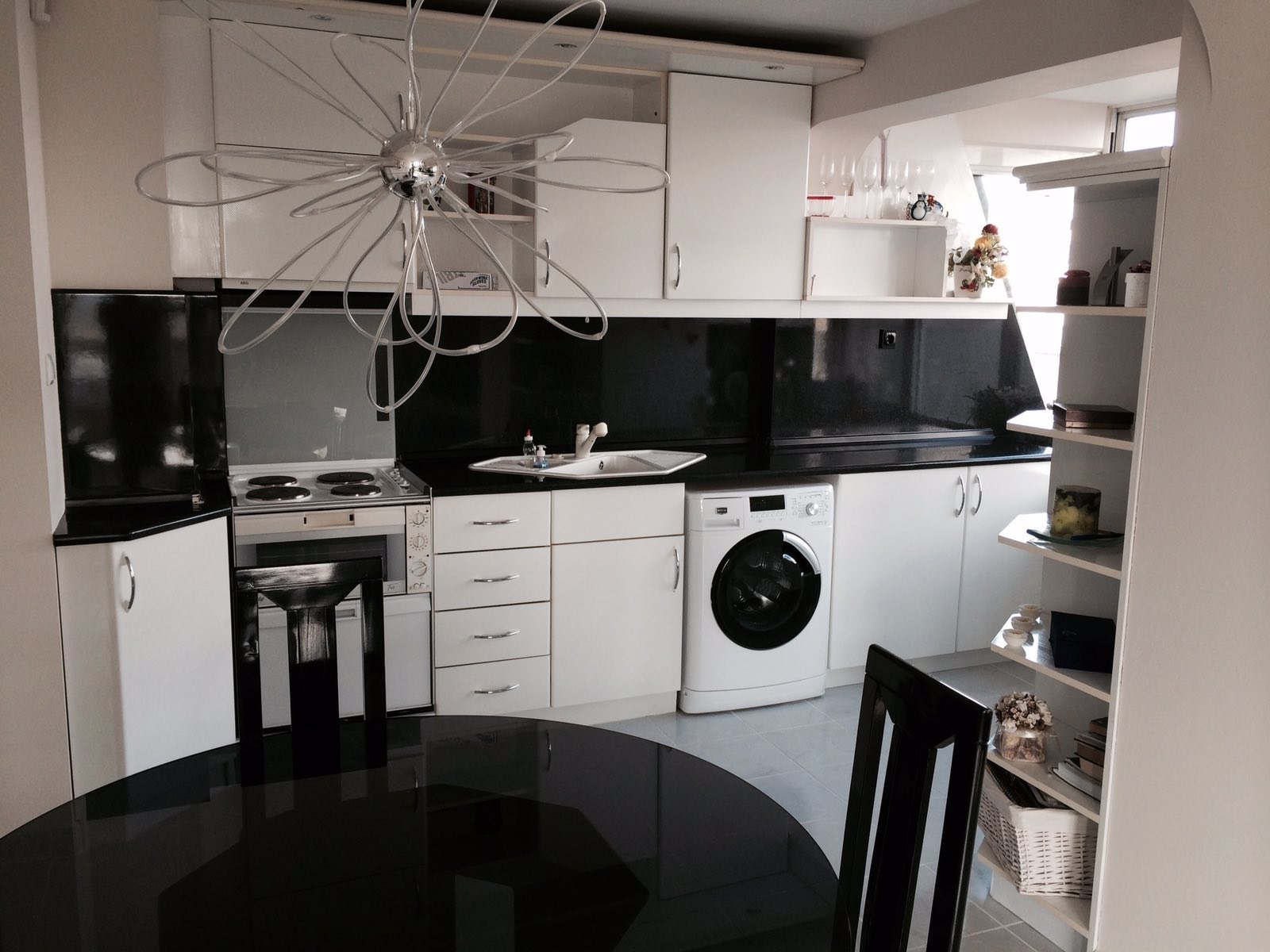 Продава 3-СТАЕН, гр. Варна, Център