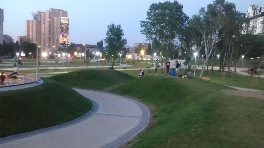 Продава МНОГОСТАЕН, гр. София, Център