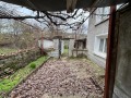 Продава КЪЩА, с. Средно градище, област Стара Загора, снимка 2