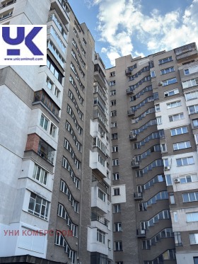 Продава  1-стаен, град София