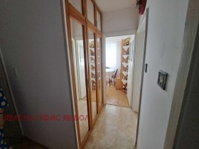 1 chambre Graf Ignatiev, Yambol 9