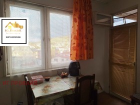 2 bedroom Aytos, region Burgas 4