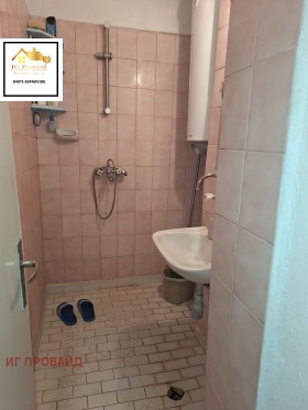 2 bedroom Aytos, region Burgas 11