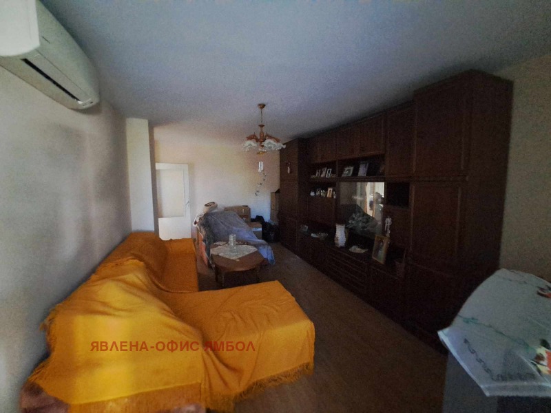 Продава  2-стаен град Ямбол , Граф Игнатиев , 61 кв.м | 72044790 - изображение [6]