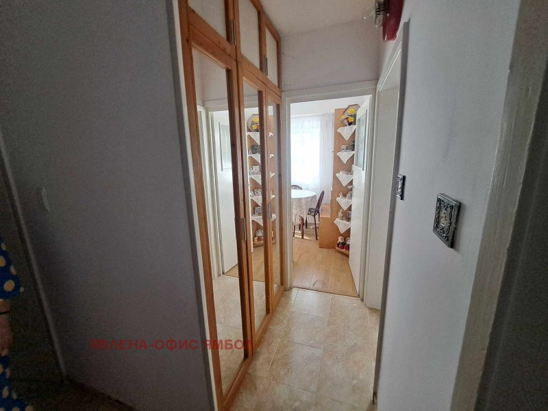 Продава  2-стаен град Ямбол , Граф Игнатиев , 61 кв.м | 72044790 - изображение [9]