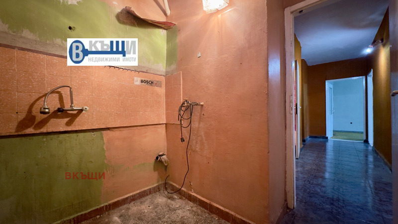 Продава 3-СТАЕН, гр. Велико Търново, Колю Фичето, снимка 8 - Апартаменти - 52969283