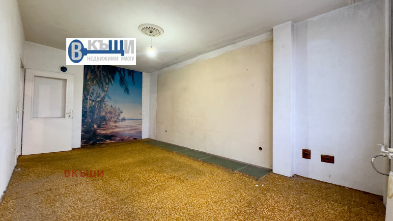 Продава 3-СТАЕН, гр. Велико Търново, Колю Фичето, снимка 2 - Апартаменти - 52969283