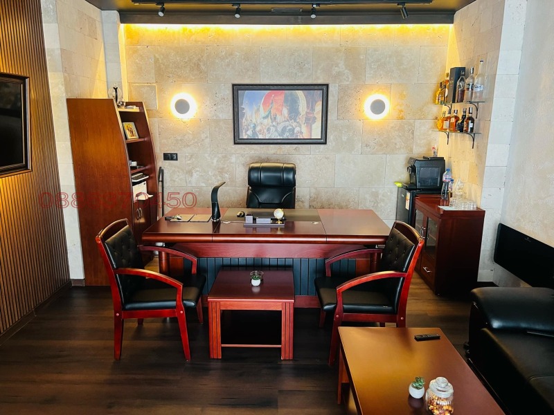 Продава ОФИС, гр. Велико Търново, Център