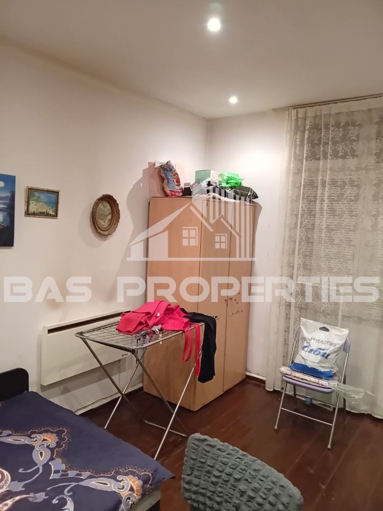 Продава  Етаж от къща град София , Център , 65 кв.м | 68352810 - изображение [2]