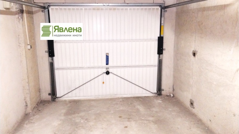 Продава ГАРАЖ, ПАРКОМЯСТО, гр. София, Зона Б-5, снимка 7 - Гаражи и паркоместа - 52646479