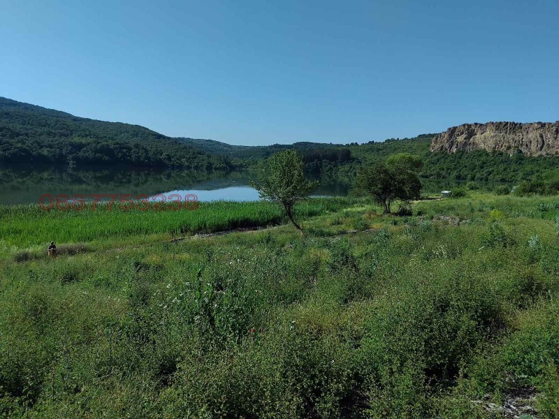 Продава ЗЕМЕДЕЛСКА ЗЕМЯ, с. Калище, област Перник