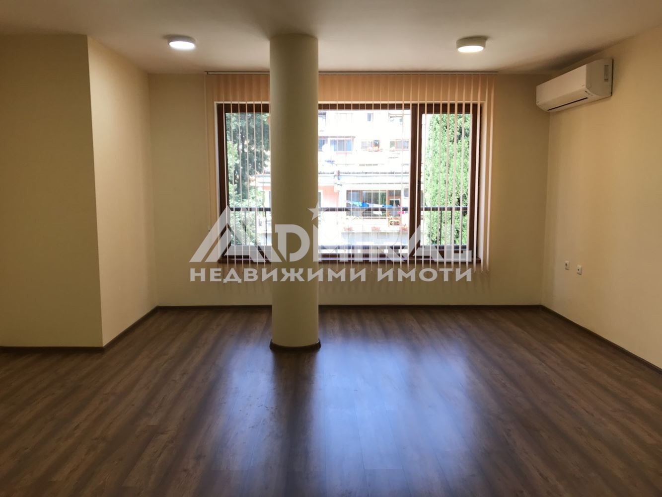 Продава 3-СТАЕН, гр. Бургас, Център, снимка 3 - Апартаменти - 54517931