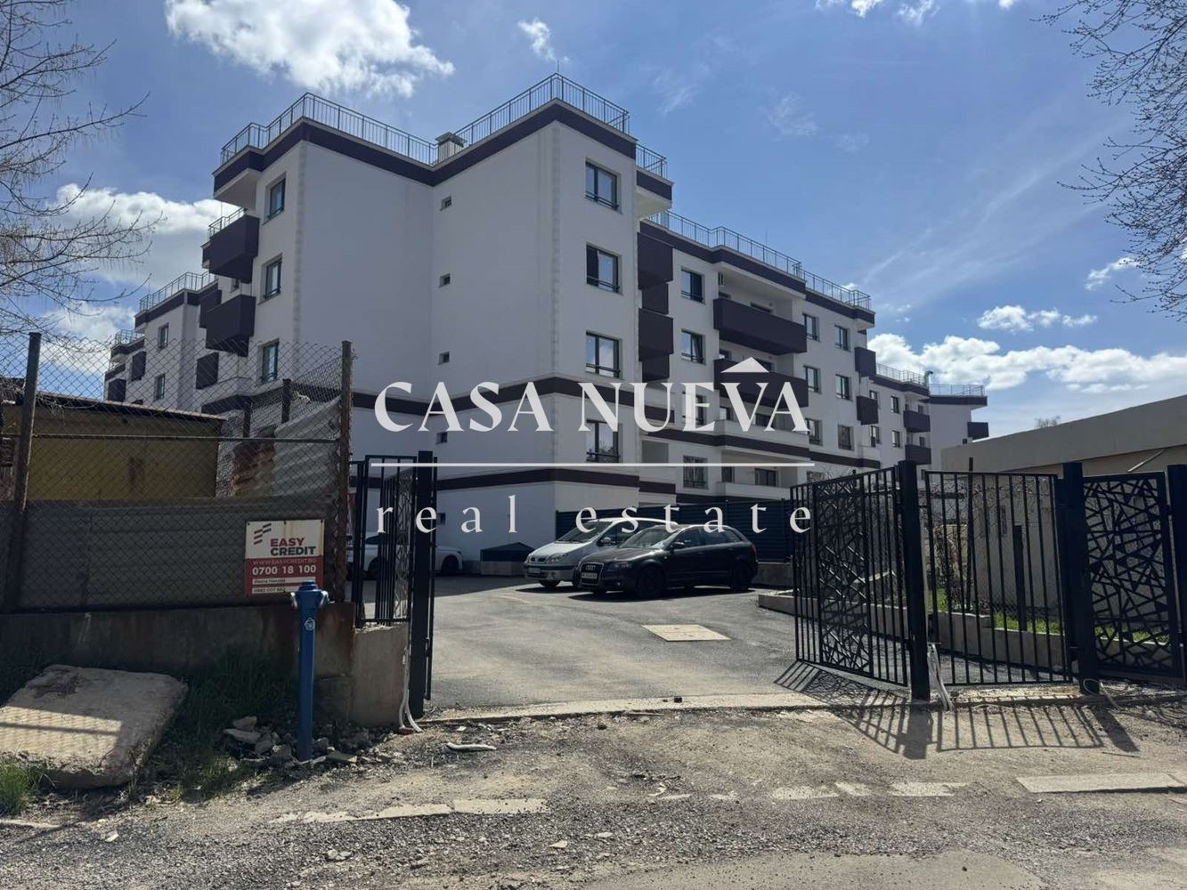 Продава ГАРАЖ, ПАРКОМЯСТО, гр. Перник, Изток, снимка 3 - Гаражи и паркоместа - 54214819