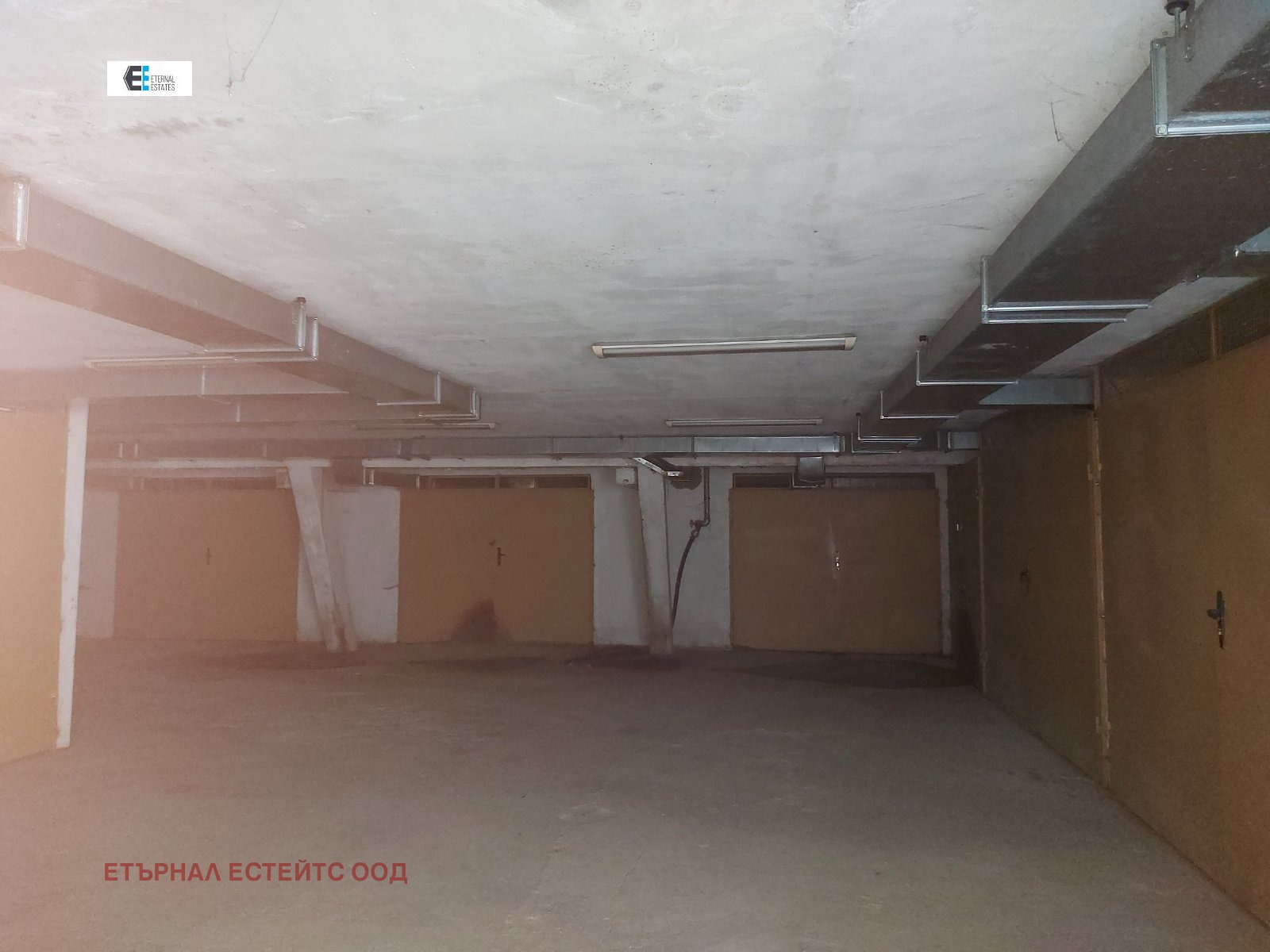 Продава ГАРАЖ, ПАРКОМЯСТО, гр. София, Бъкстон, снимка 5 - Гаражи и паркоместа - 55538485