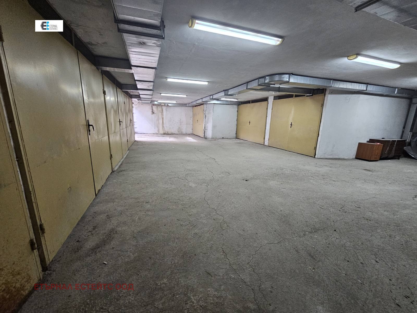Продава ГАРАЖ, ПАРКОМЯСТО, гр. София, Бъкстон, снимка 4 - Гаражи и паркоместа - 55538485