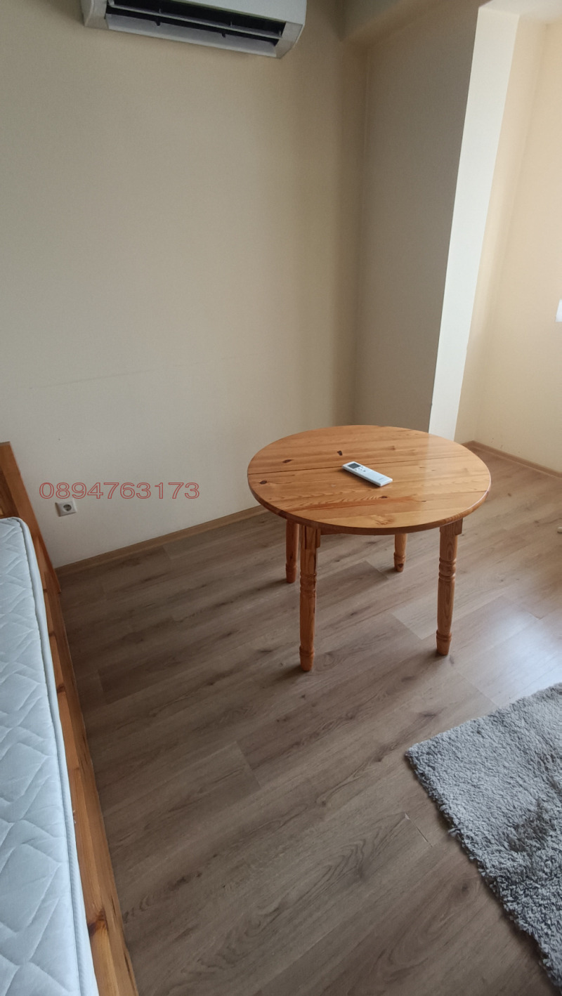 Продава  2-стаен област Перник , гр. Радомир , 67 кв.м | 36390497 - изображение [8]