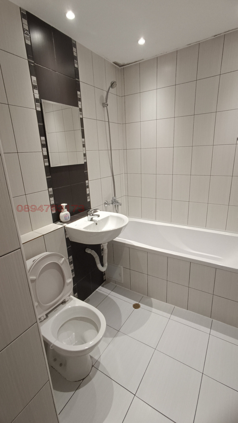 Продава  2-стаен област Перник , гр. Радомир , 67 кв.м | 36390497 - изображение [11]