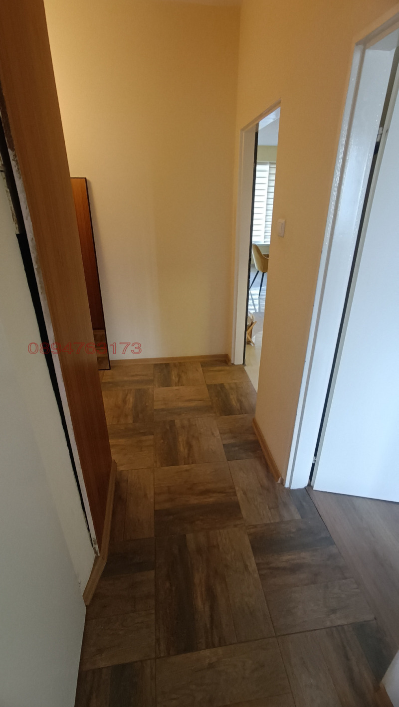 Продава  2-стаен област Перник , гр. Радомир , 67 кв.м | 36390497 - изображение [5]