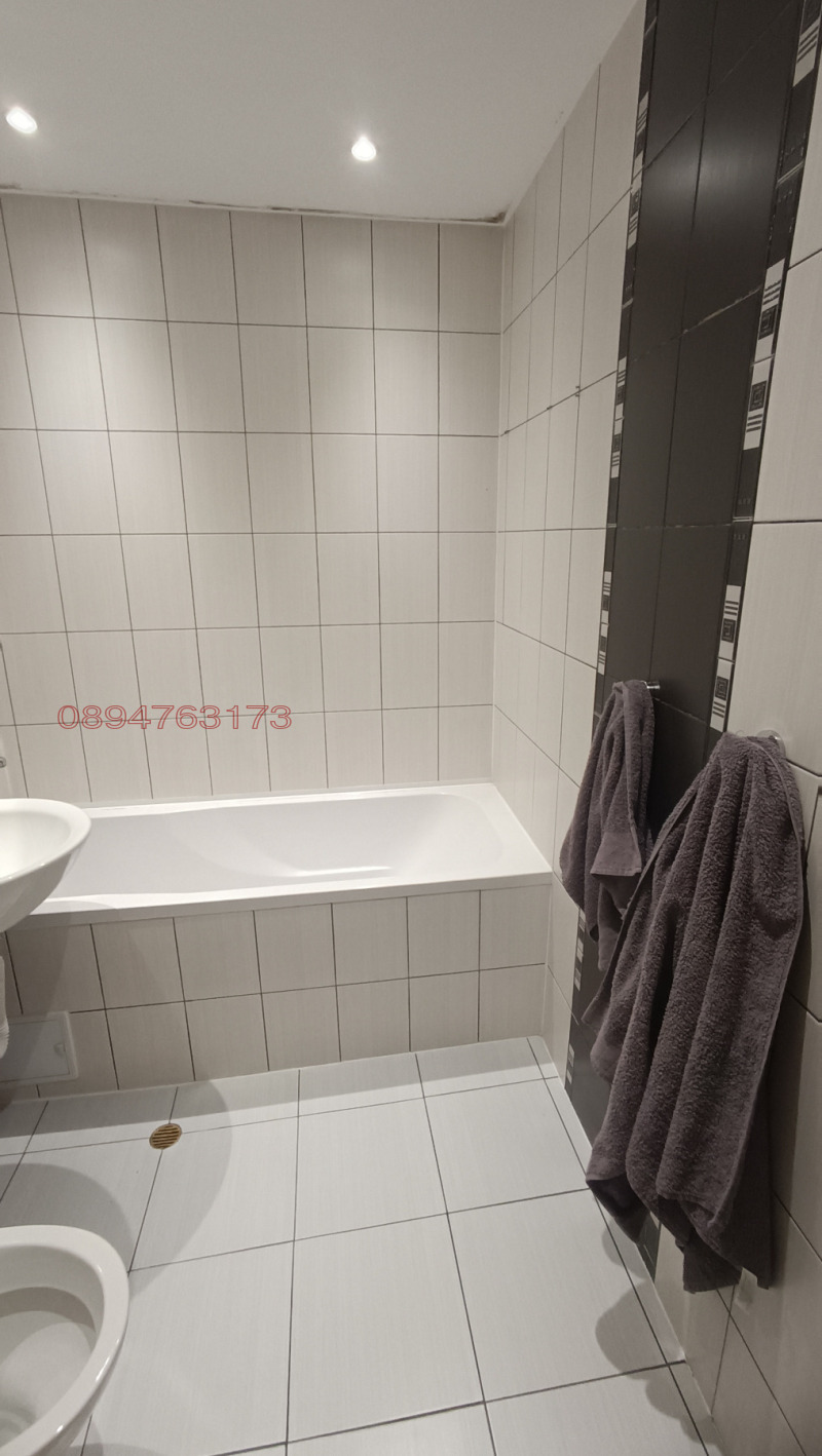 Продава  2-стаен област Перник , гр. Радомир , 67 кв.м | 36390497 - изображение [12]