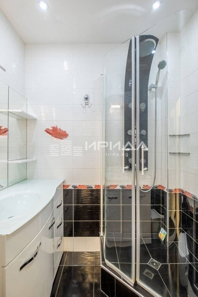 Продава 3-СТАЕН, гр. София, Център, снимка 8 - Апартаменти - 53500660