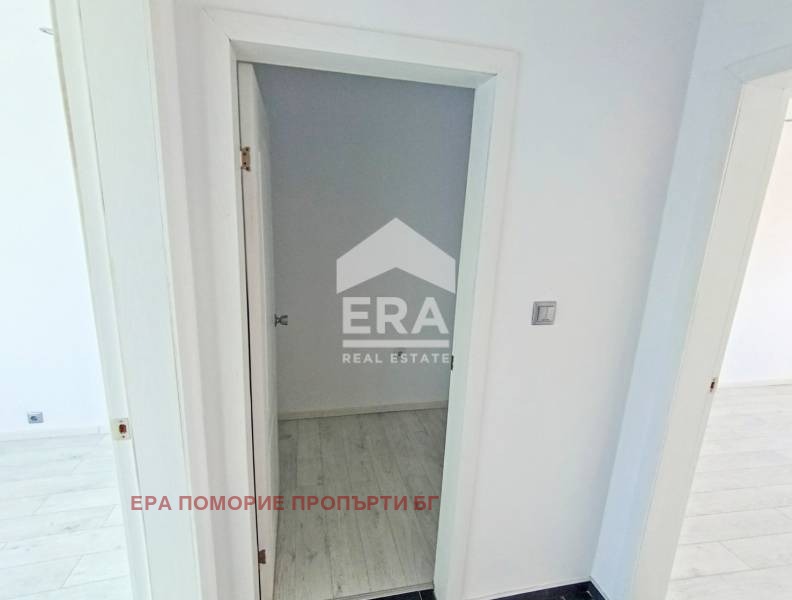 Продава МНОГОСТАЕН, гр. Поморие, област Бургас, снимка 8 - Апартаменти - 54765736
