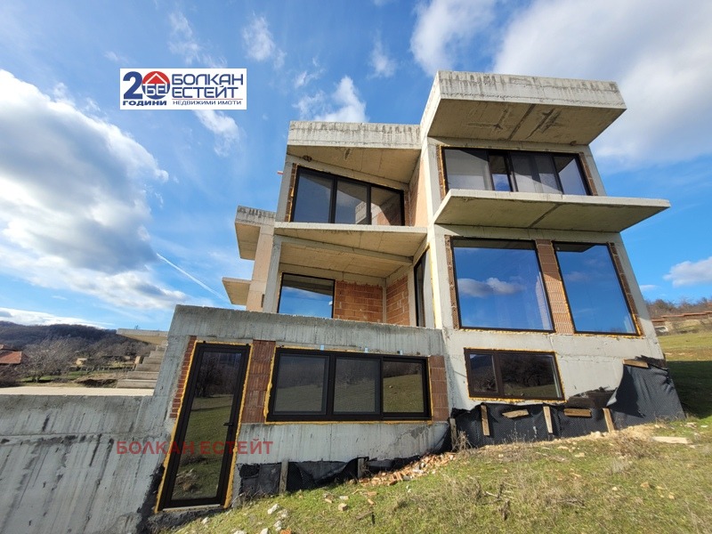 Продава КЪЩА, с. Радковци, област Велико Търново, снимка 3 - Къщи - 41822184