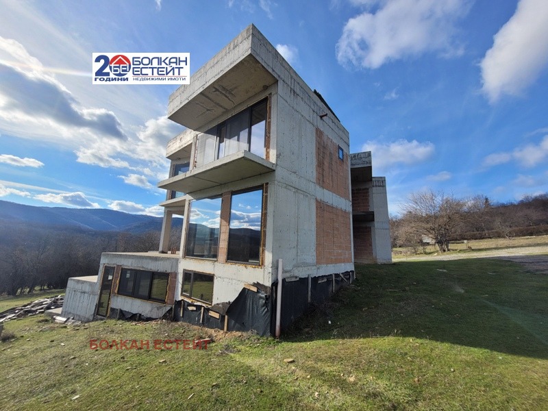 Продава КЪЩА, с. Радковци, област Велико Търново, снимка 4 - Къщи - 41822184