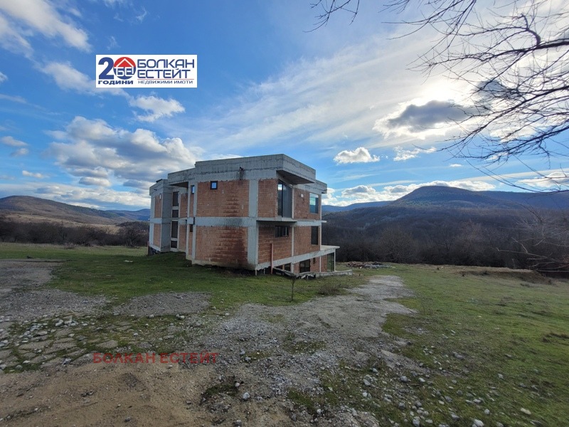 Продава КЪЩА, с. Радковци, област Велико Търново, снимка 6 - Къщи - 41822184