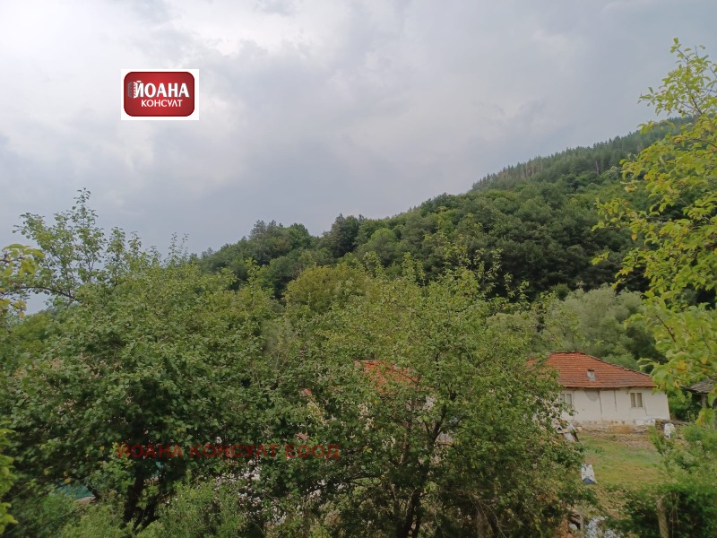 Till salu  Hus region Lovech , Aprilci , 55 kvm | 67783140 - bild [5]