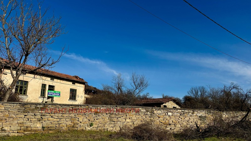 Продава КЪЩА, с. Славейково, област Габрово, снимка 3 - Къщи - 52825244