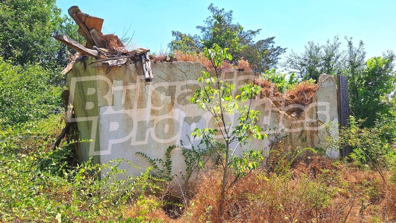 Продава КЪЩА, с. Караманите, област Варна, снимка 14 - Къщи - 53172534