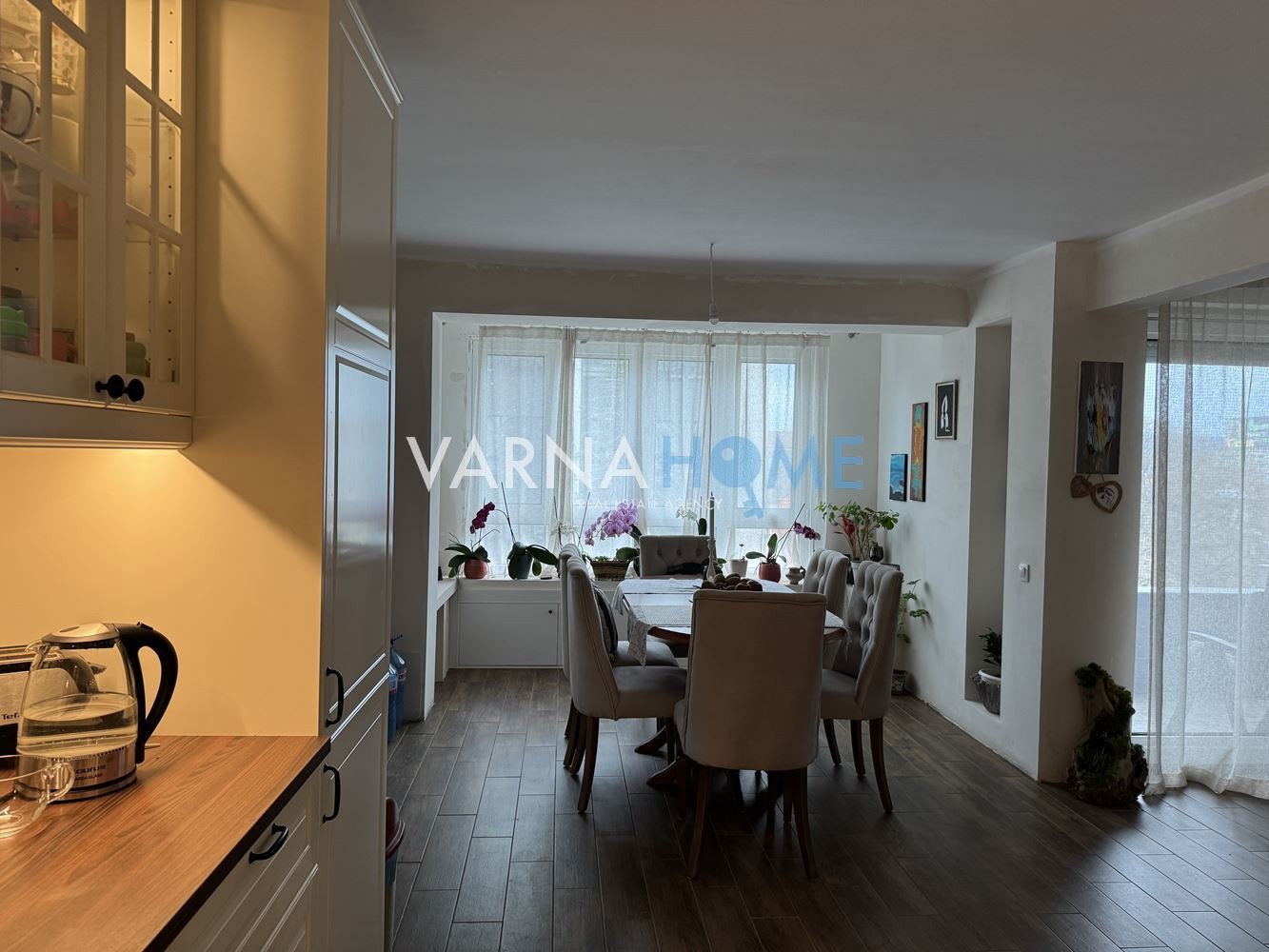 Продава 3-СТАЕН, гр. Варна, Централна поща, снимка 8 - Апартаменти - 54179766