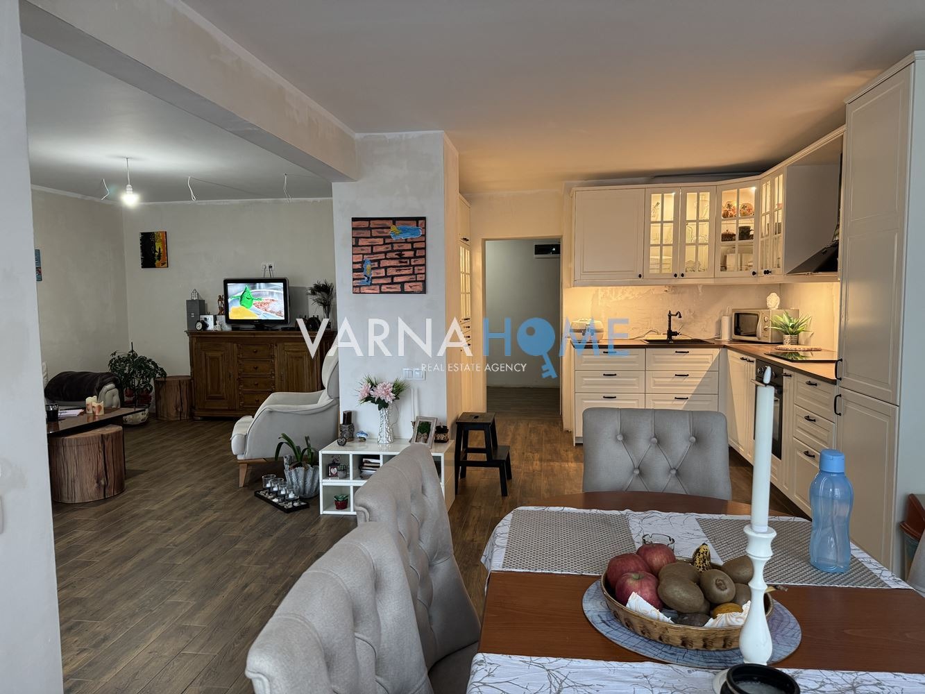 Продава 3-СТАЕН, гр. Варна, Централна поща, снимка 10 - Апартаменти - 54179766