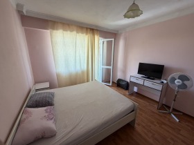 Продава  2-стаен, град Благоевград