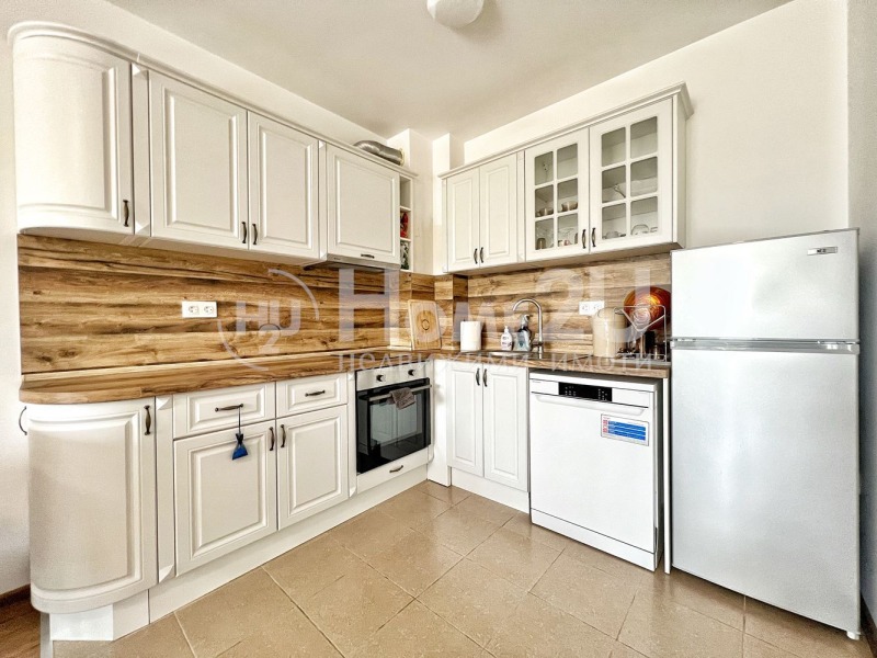 Myytävänä  1 makuuhuone Plovdiv , Tsentar , 81 neliömetriä | 71655184