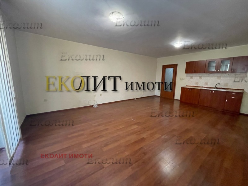 Продава 2-СТАЕН, град София, Медицинска академия • 230000 € / 449840.90 лв. • 70960528 1