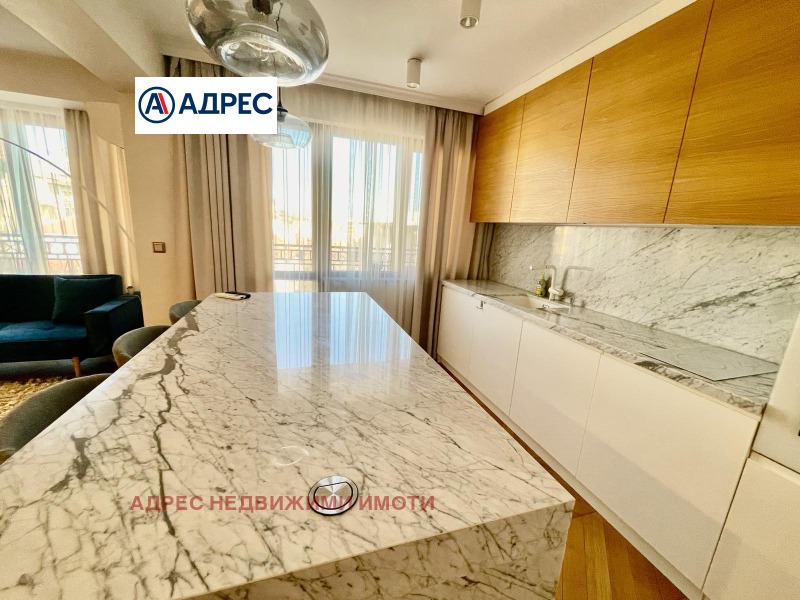 Продава 3-СТАЕН, гр. Стара Загора, Център, снимка 2 - Апартаменти - 53172184