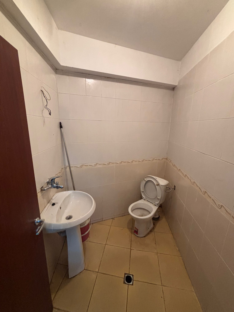 Продава  Офис област Благоевград , гр. Банско , 25 кв.м | 12055055 - изображение [6]