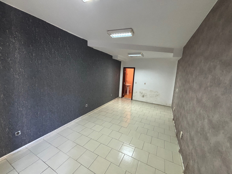 Продава  Офис област Благоевград , гр. Банско , 25 кв.м | 12055055 - изображение [4]