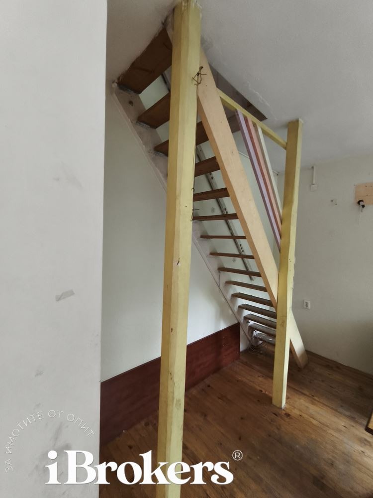 Продава ЕТАЖ ОТ КЪЩА, гр. София, Княжево, снимка 12 - Етаж от къща - 52657882