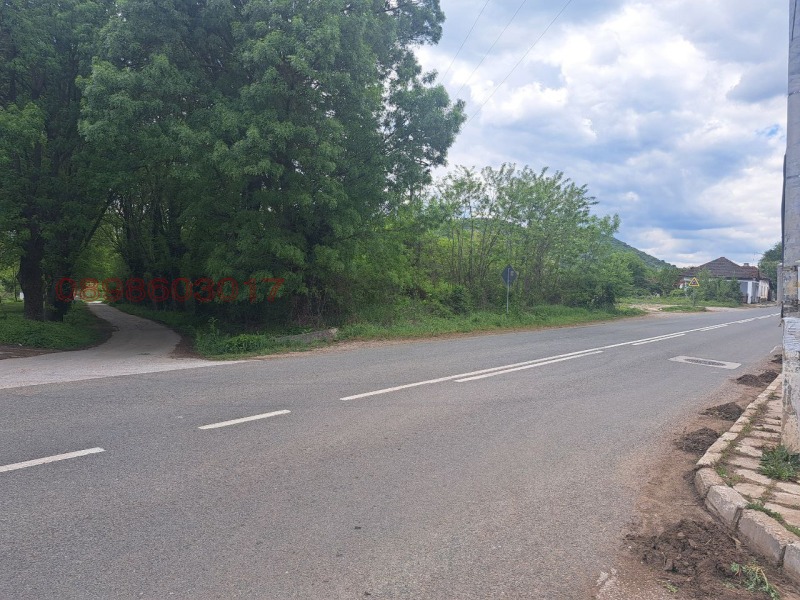 Продава ПАРЦЕЛ, с. Брестница, област Ловеч, снимка 12 - Парцели - 52785470
